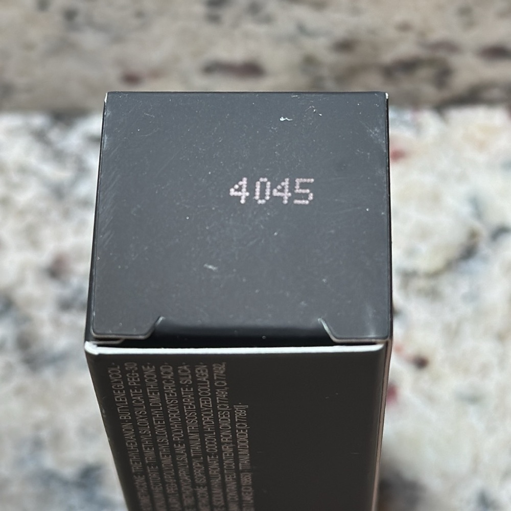 NARS Behave Afterglow Liquid Blush - Picture 4 of 7